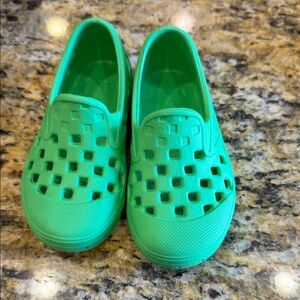 Vans Kids Slip-On Water-Friendly Shoes in Green